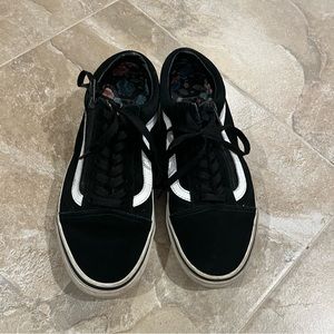 Vans Off The Wall Old Skool Black Shoes Men’s Size 8 Women’s Size 9.5